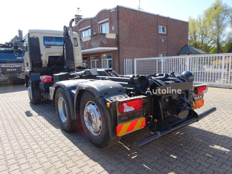 Camión multibasculante MAN TGA 26.310 6x4 Hook lift