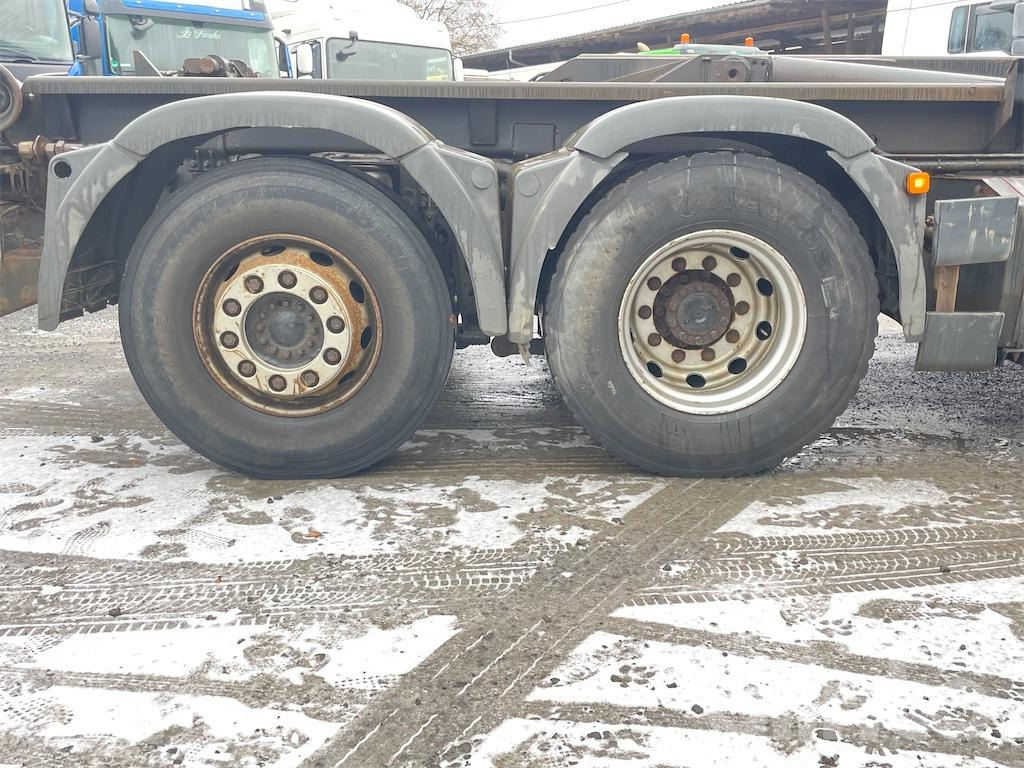 Camión multibasculante MAN TGA 26.430 (2007)