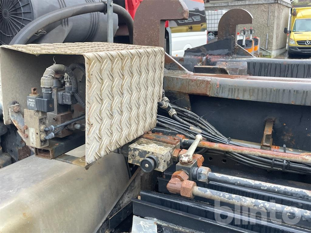 Camión multibasculante MAN TGA 26.430 (2007)