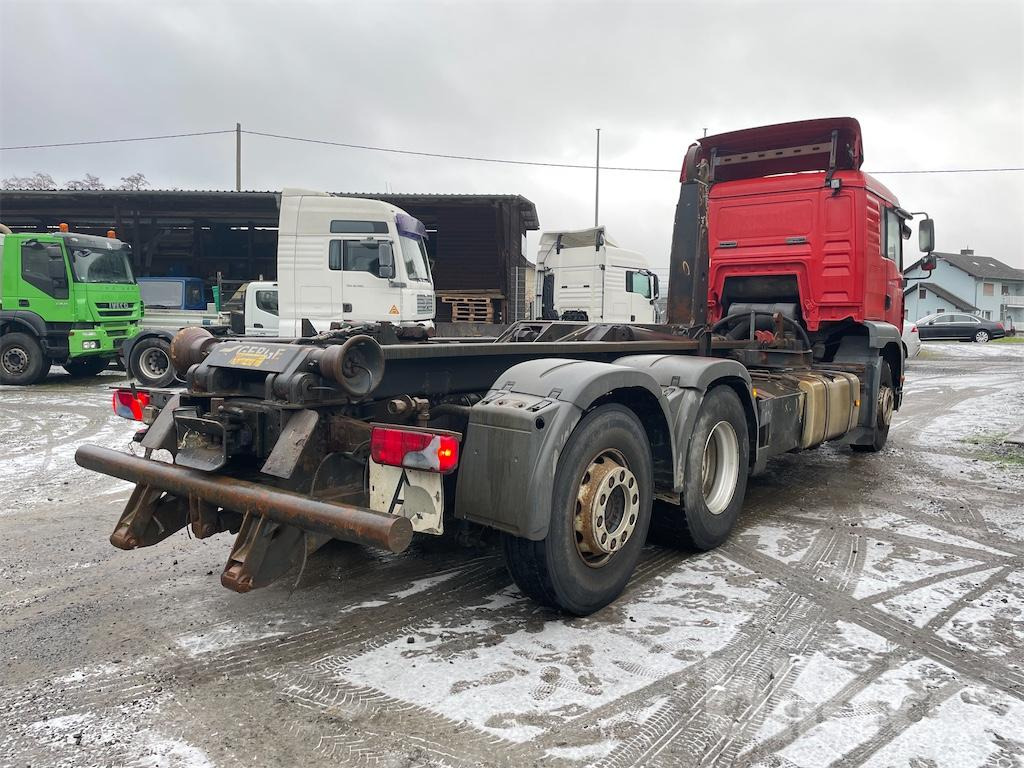 Camión multibasculante MAN TGA 26.430 (2007)