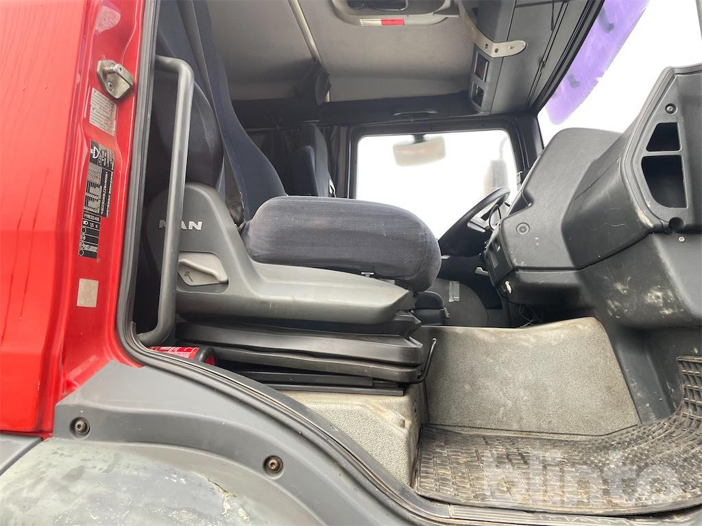 Camión multibasculante MAN TGA 26.430 (2007)