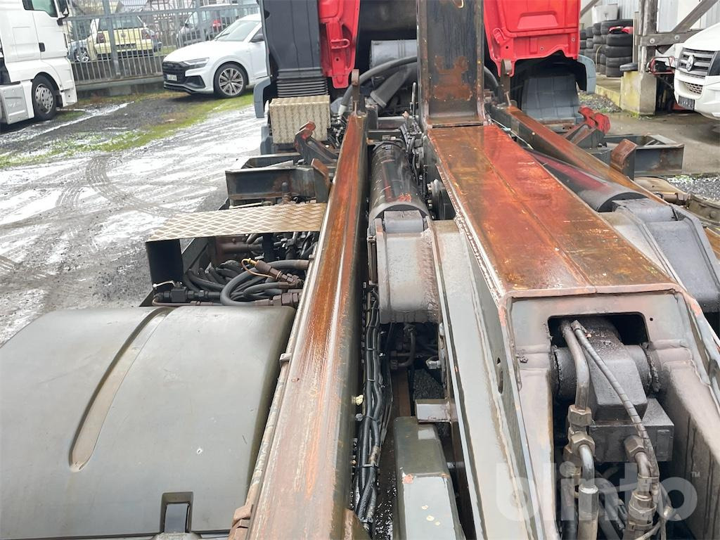 Camión multibasculante MAN TGA 26.430 (2007)