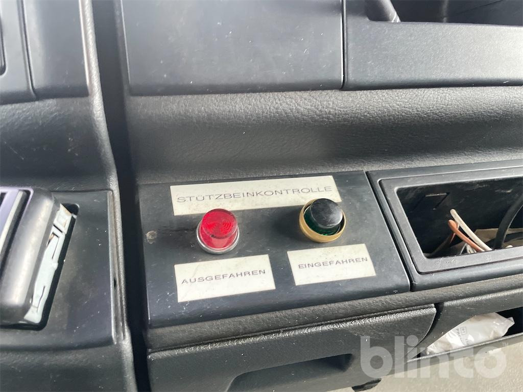 Camión multibasculante MAN TGA 26.430 (2007)