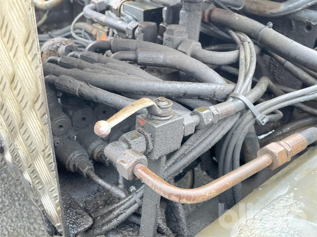 Camión multibasculante MAN TGA 26.430 (2007)