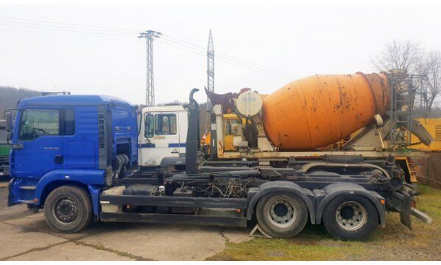 Camión multibasculante MAN TGA 26.460