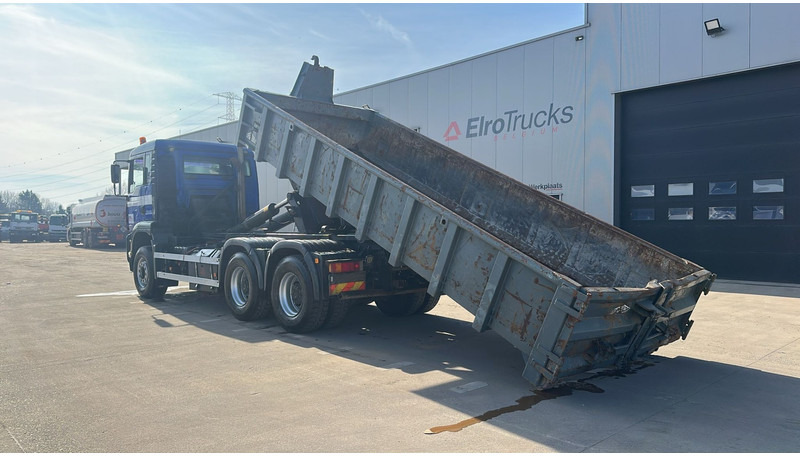 Camión multibasculante MAN TGA 26.460 (WITH CONTAINER / BELGIAN TRUCK / PERFECT / 6X4 / MANUAL GEARBOX / BOITE MANUELLE)