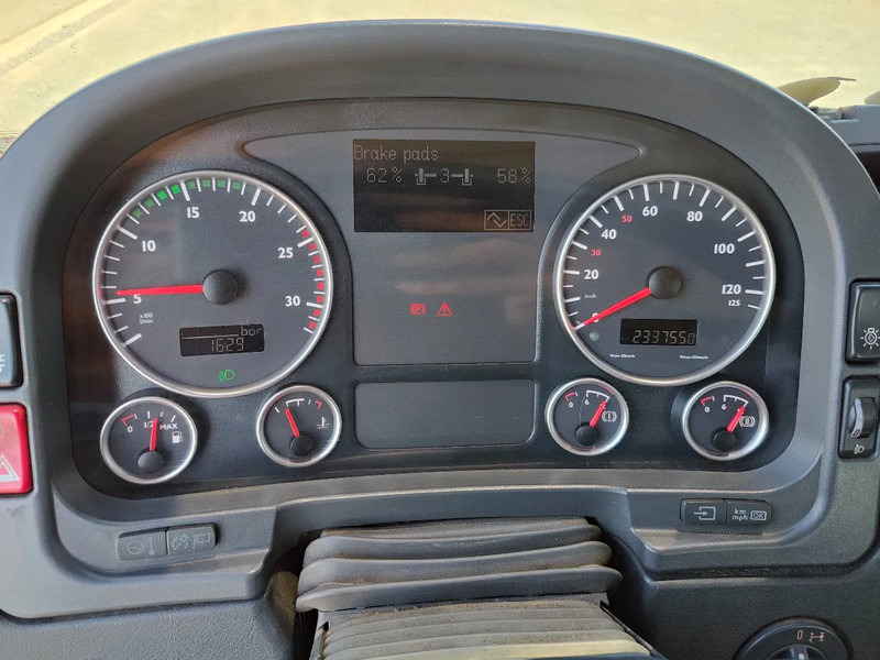 Camión multibasculante MAN TGA 28.310 Container / Fassi F130