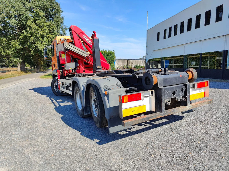 Camión multibasculante MAN TGA 28.310 Container / Fassi F130
