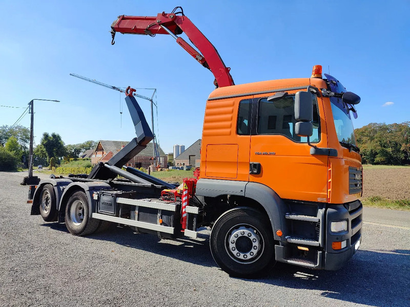 Camión multibasculante MAN TGA 28.310 Container / Fassi F130