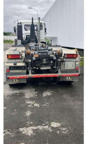 Camión multibasculante MAN TGA 32.413