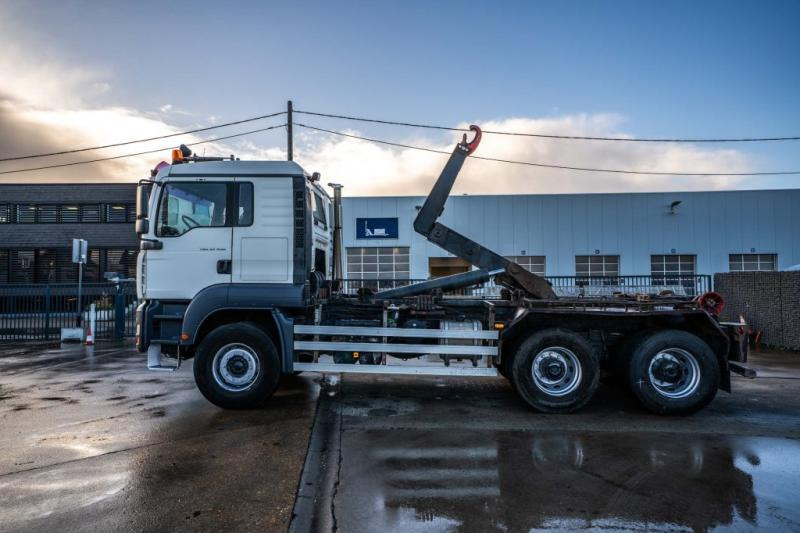 Camión multibasculante MAN TGA 33.430 BB