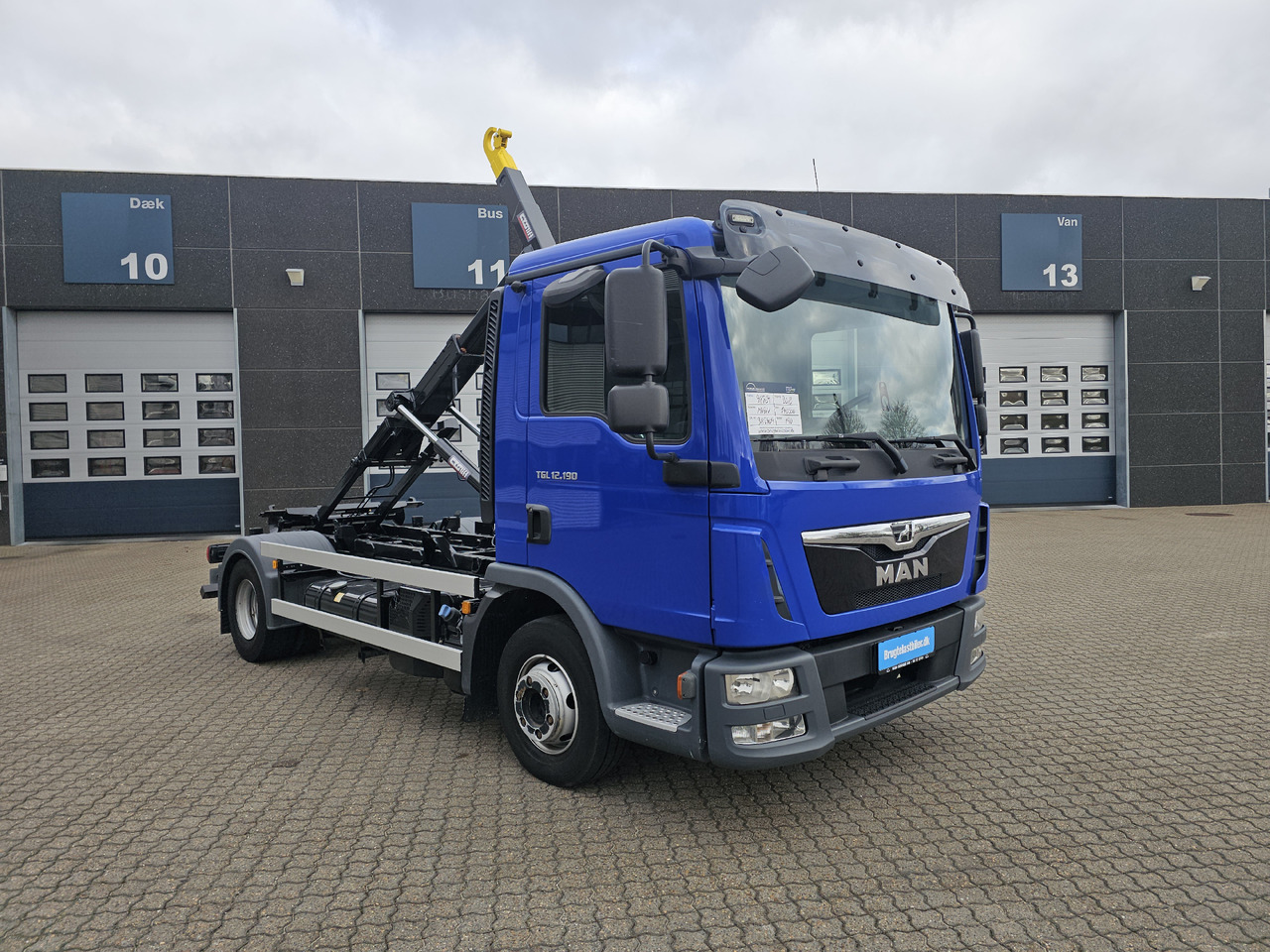 Camión multibasculante MAN TGL 12.190 BL