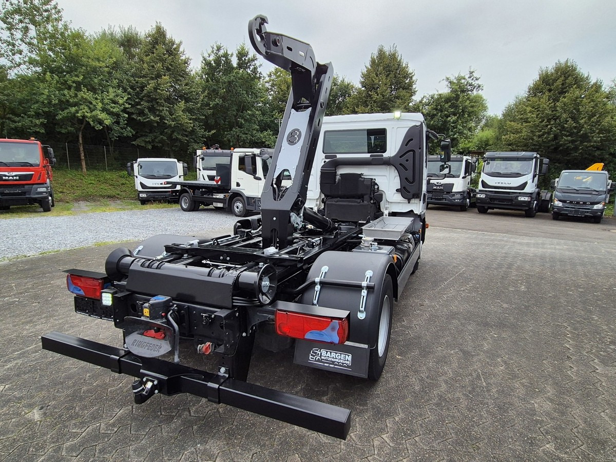 Camión multibasculante MAN TGL 12.220 BL City Abrollkipper  AHK Euro 6