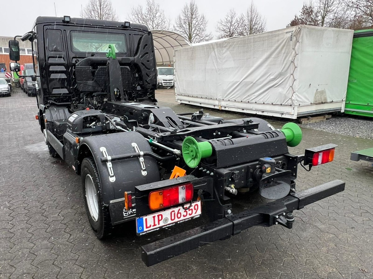 Camión multibasculante MAN TGL 12.220 BL City Abrollkipper  AHK Euro 6