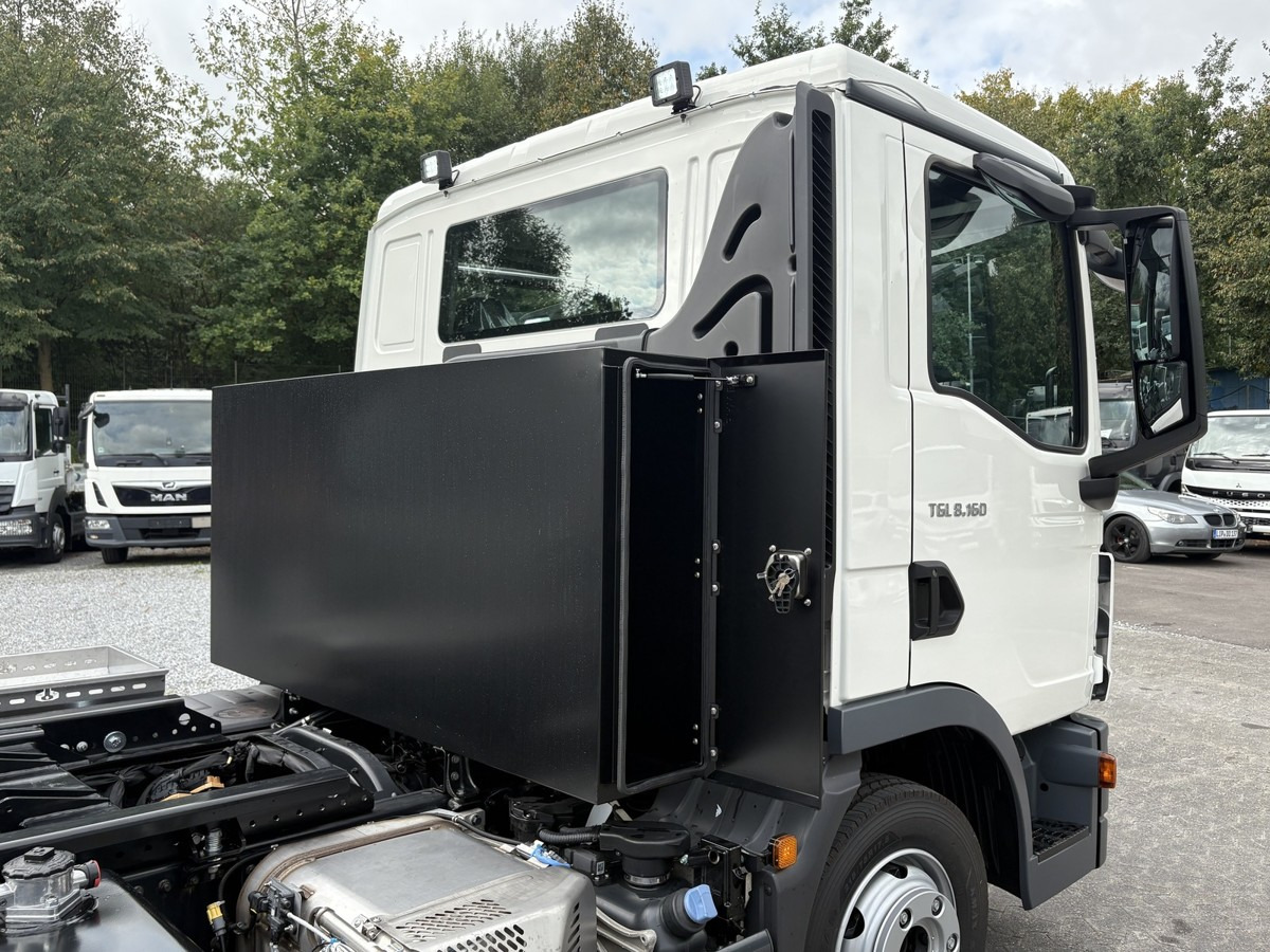 Camión multibasculante MAN TGL 8.160 BL City Abollkipper Schaltgetriebe