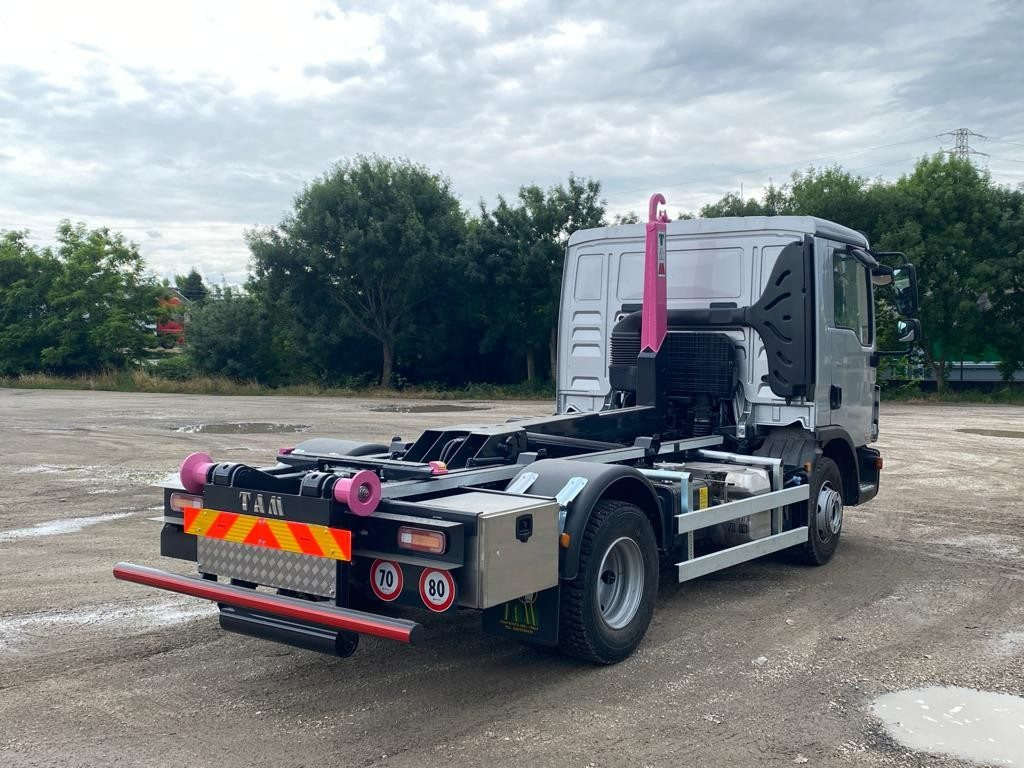 Camión multibasculante MAN TGM 12.220