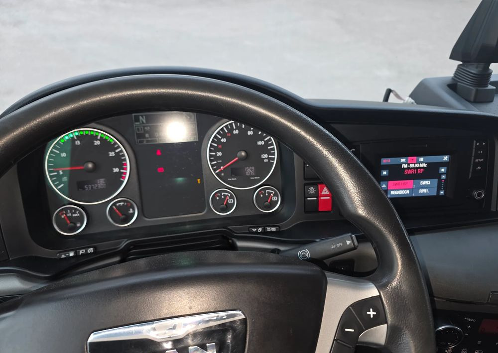 Camión multibasculante MAN TGM 12.290