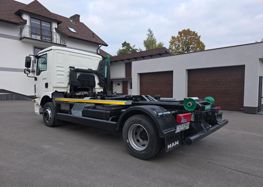 Camión multibasculante MAN TGM 12.290