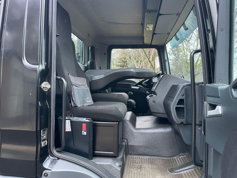 Camión multibasculante MAN TGM 15.250 Hoof lift + Crane