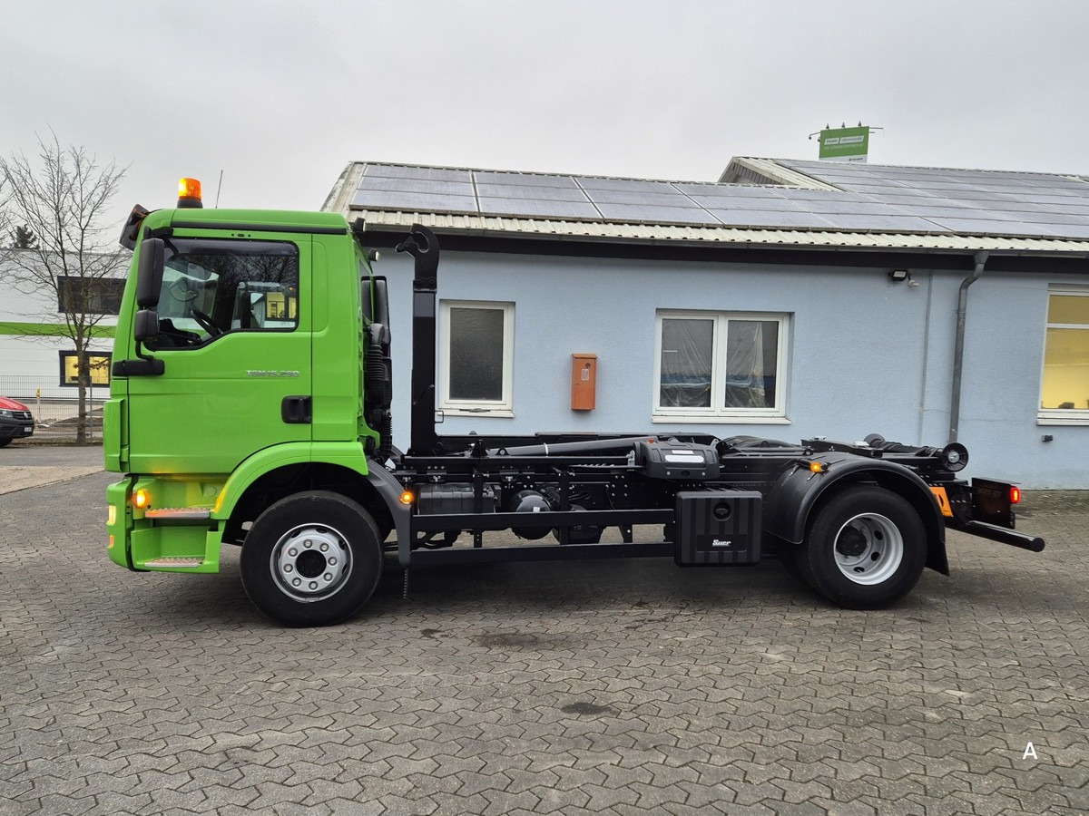 Camión multibasculante MAN TGM 15.290 BL Aut. Abrollkipper AHK