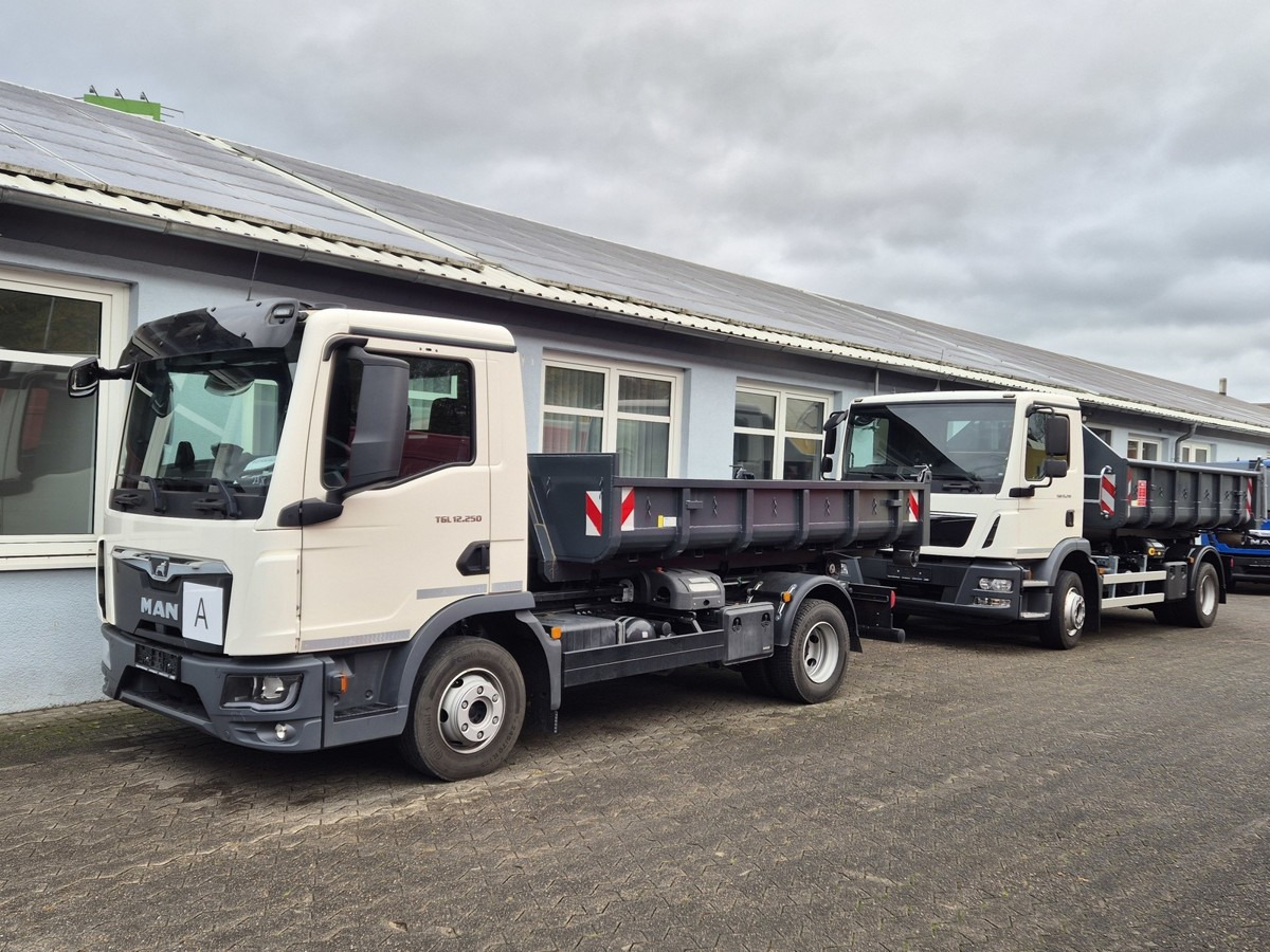 Camión multibasculante MAN TGM 15.290 BL Aut. Abrollkipper AHK