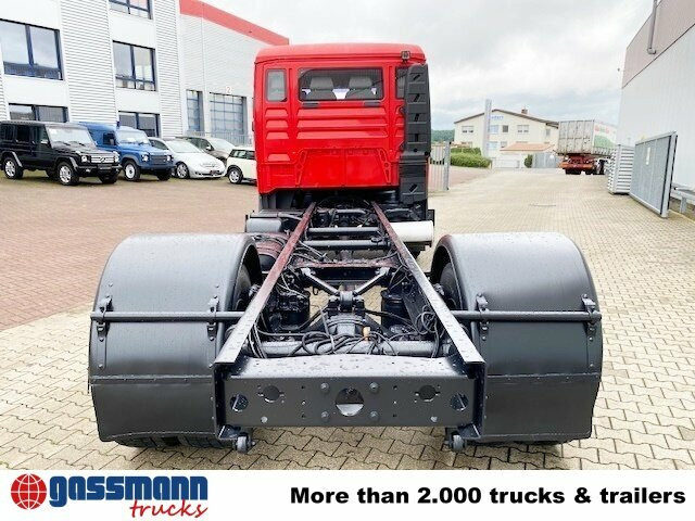 Camión multibasculante MAN TGM 18.280 4x2 BL Doka