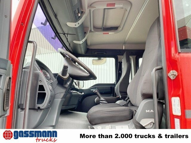 Camión multibasculante MAN TGM 18.280 4x2 BL Doka