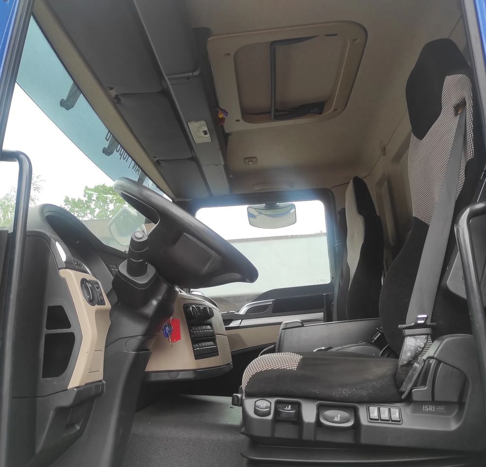 Camión multibasculante MAN TGM 18.340 urządzenie hakowe AXOR