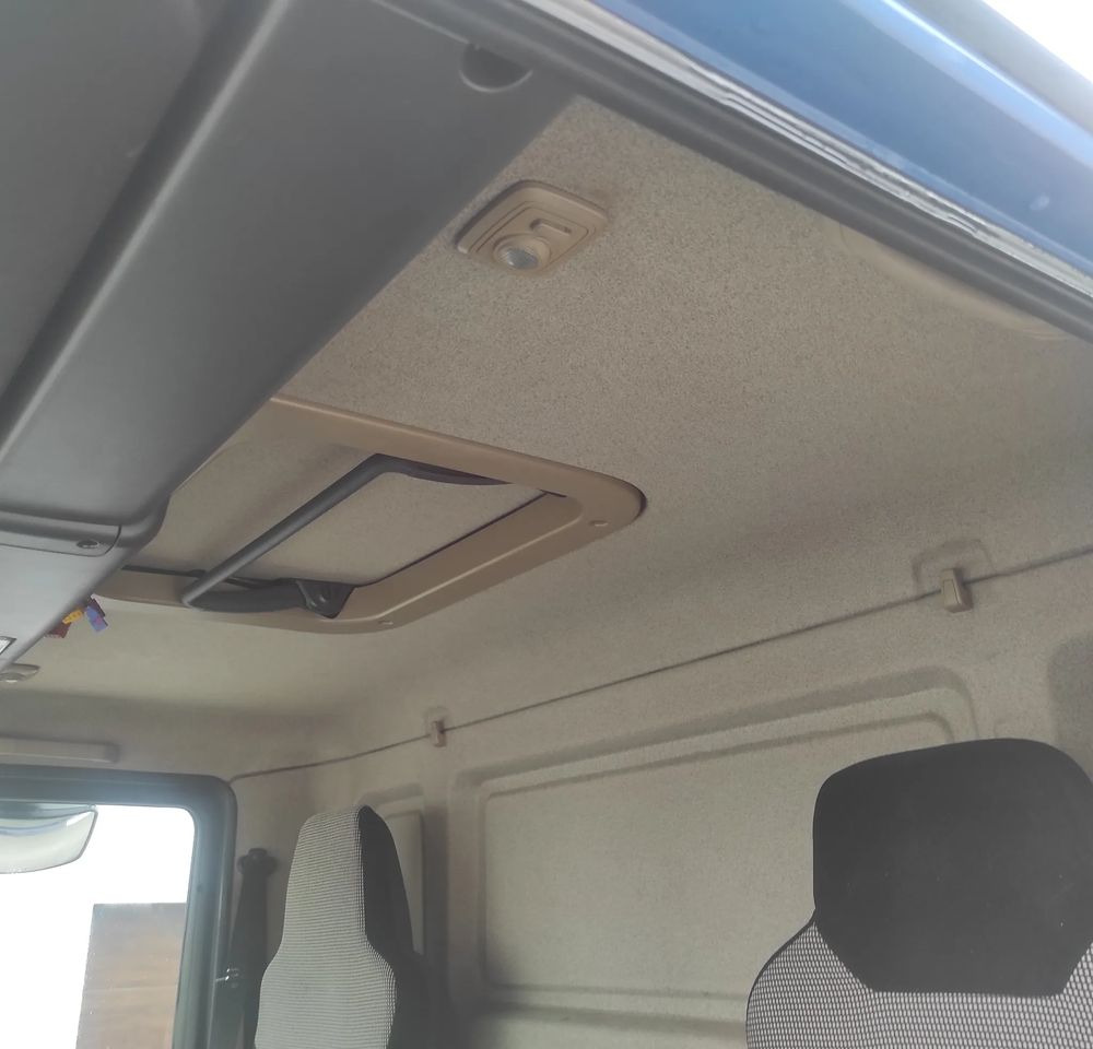 Camión multibasculante MAN TGM 18.340 urządzenie hakowe AXOR