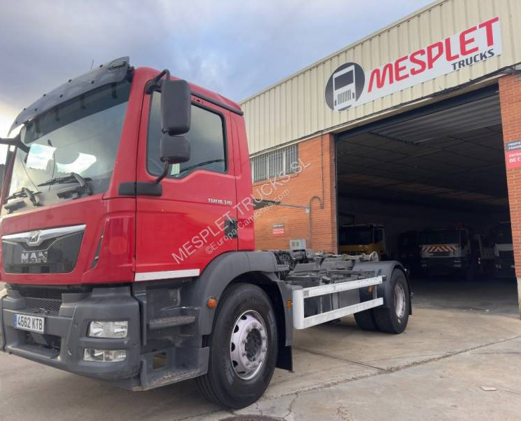 Camión multibasculante MAN TGS 18.320