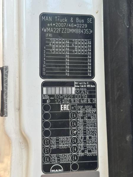 Camión multibasculante MAN TGS 18.360. 4X4