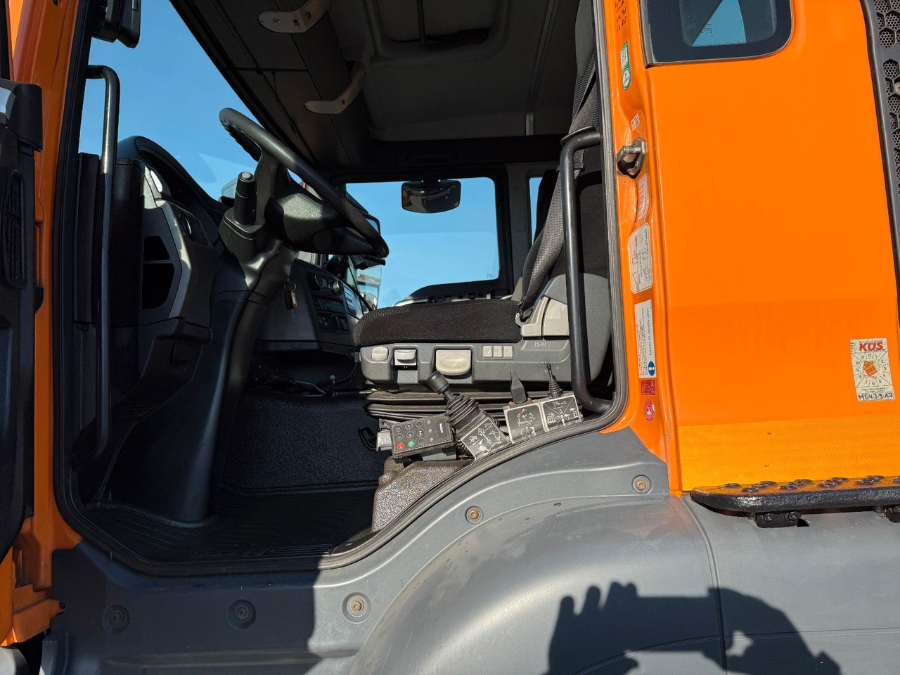 Camión multibasculante MAN TGS 18.360 4x4 Winterdienst Meiller Abroller