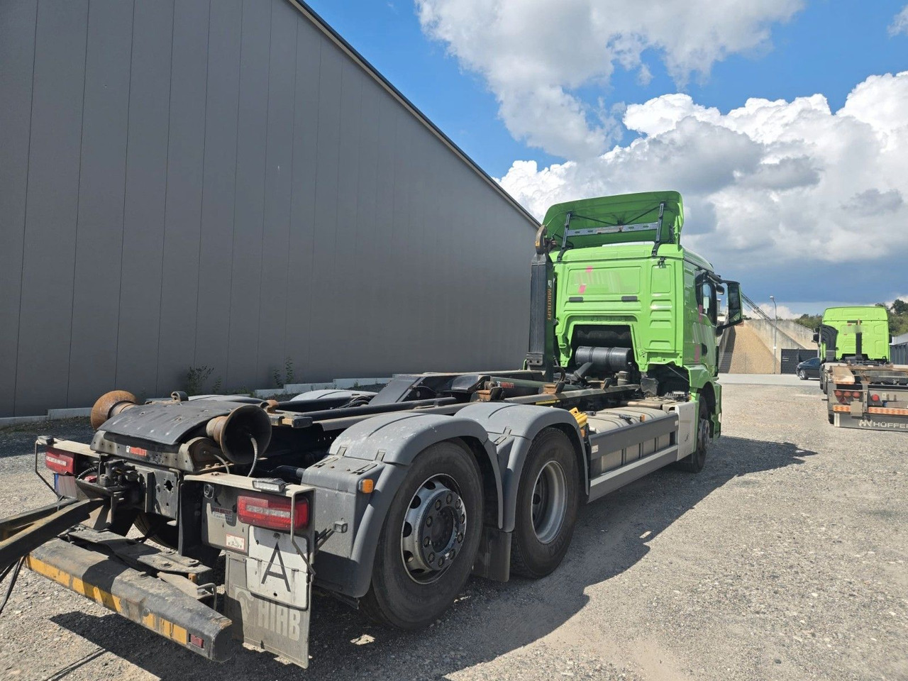 Camión multibasculante MAN TGS 2651 Abrollkipper HIAB Lift -Lenkachse