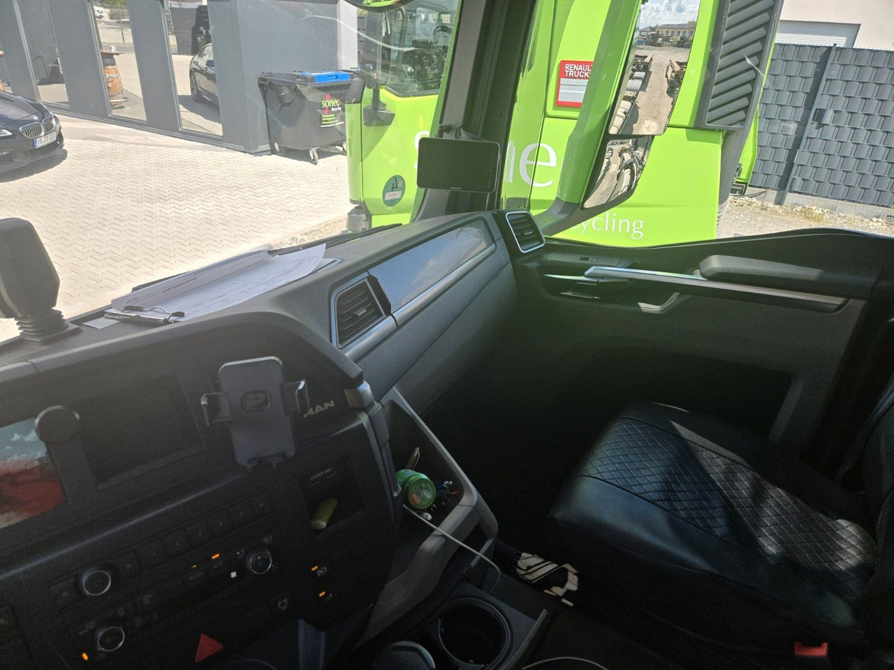 Camión multibasculante MAN TGS 2651 Abrollkipper HIAB Lift -Lenkachse