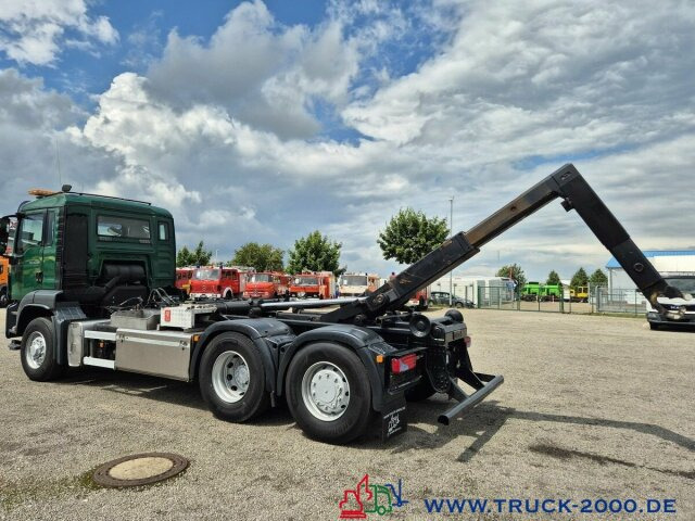 Camión multibasculante MAN TGS 26.320 6x4 HydroDrive Arbeitsplatte 242 Tkm