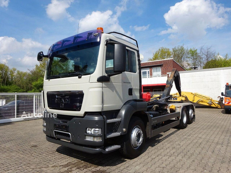 Camión multibasculante MAN TGS 26.320 - Hook lift truck