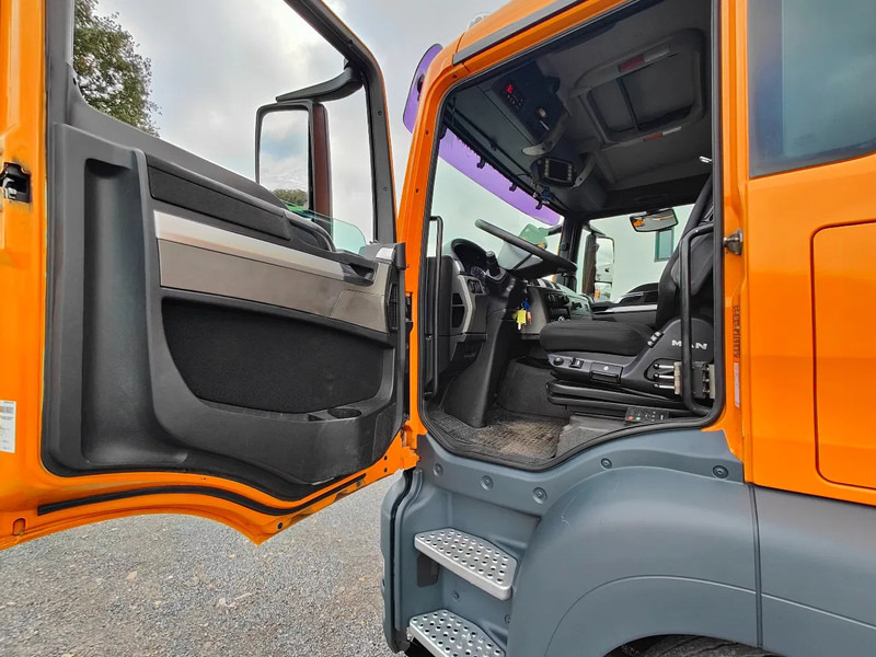 Camión multibasculante MAN TGS 26.320 Palfinger PK20002 Cotainer Marrel