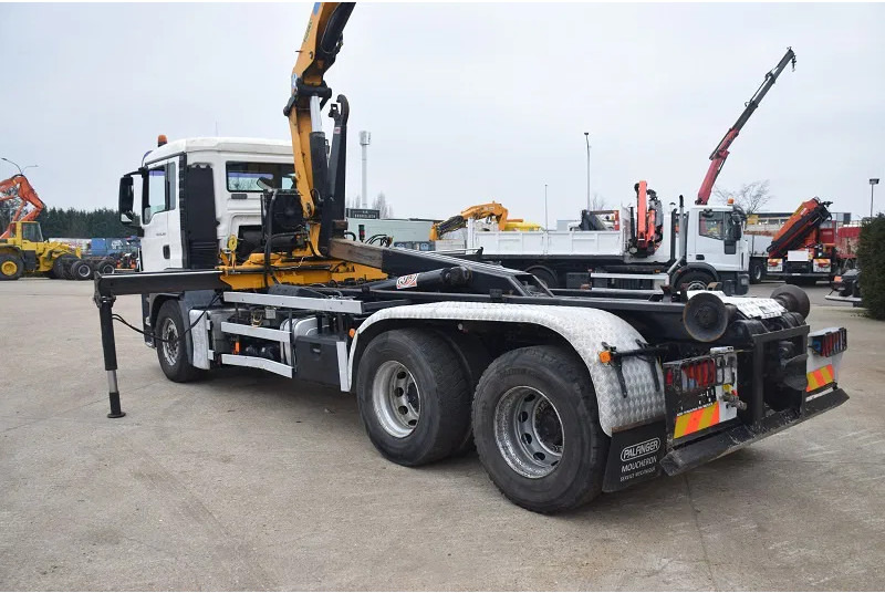 Camión multibasculante MAN TGS 26.360