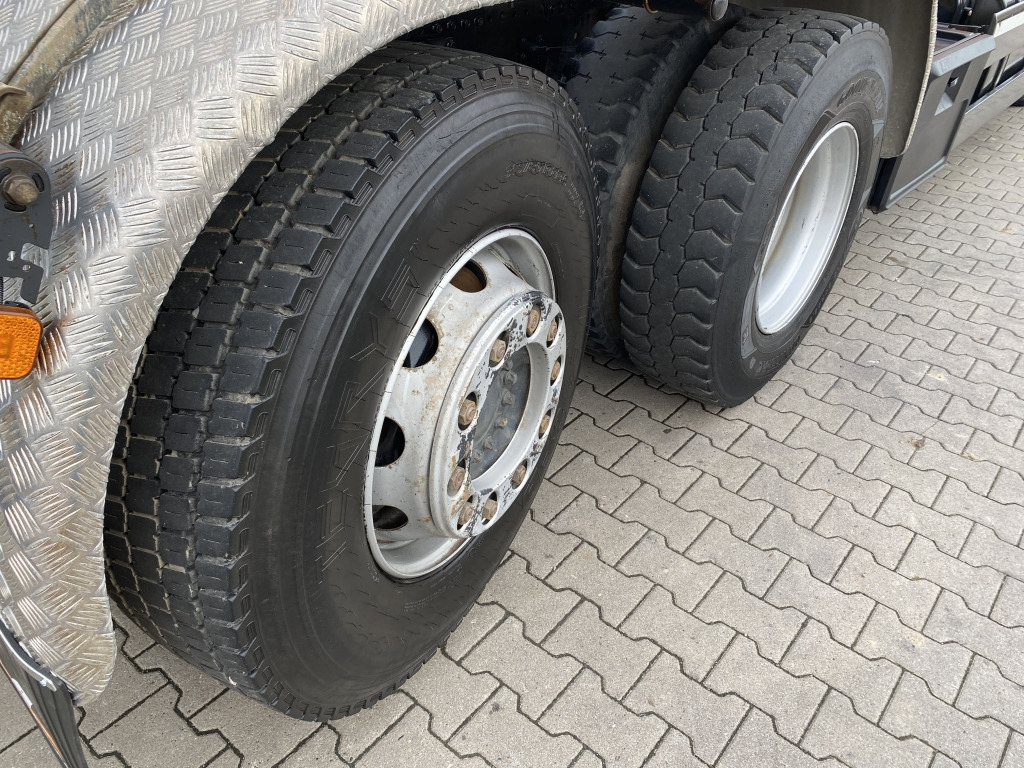 Camión multibasculante MAN TGS 26.400 6x4 H-4 BL