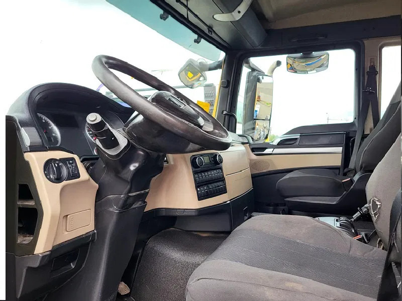 Camión multibasculante MAN TGS 26.420