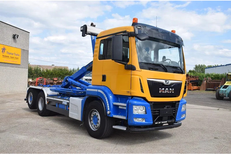 Camión multibasculante MAN TGS 26.420