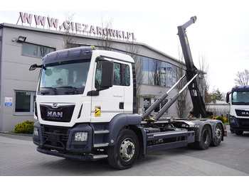 Camión multibasculante MAN TGS 26.420 6×2 E6 Marrel hooklift / 132 tho. km / steering and lifting axle
