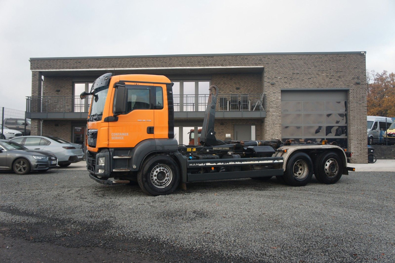 Camión multibasculante MAN TGS 26.420 Abrollkipper Meiller