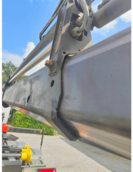 Camión multibasculante MAN TGS 26.420 Container / Palfinger PK18002