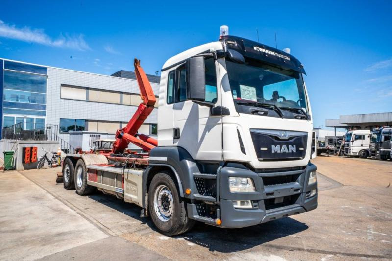 Camión multibasculante MAN TGS 26.440 BL - AJK