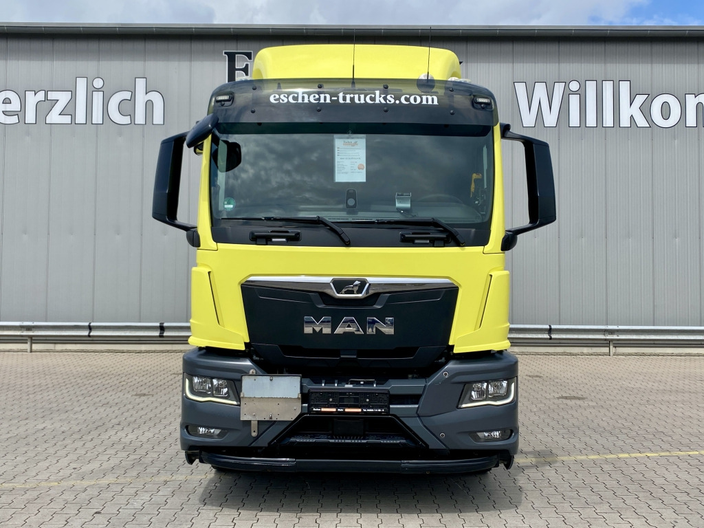 Camión multibasculante MAN TGS 26.470 6x2-4 BL