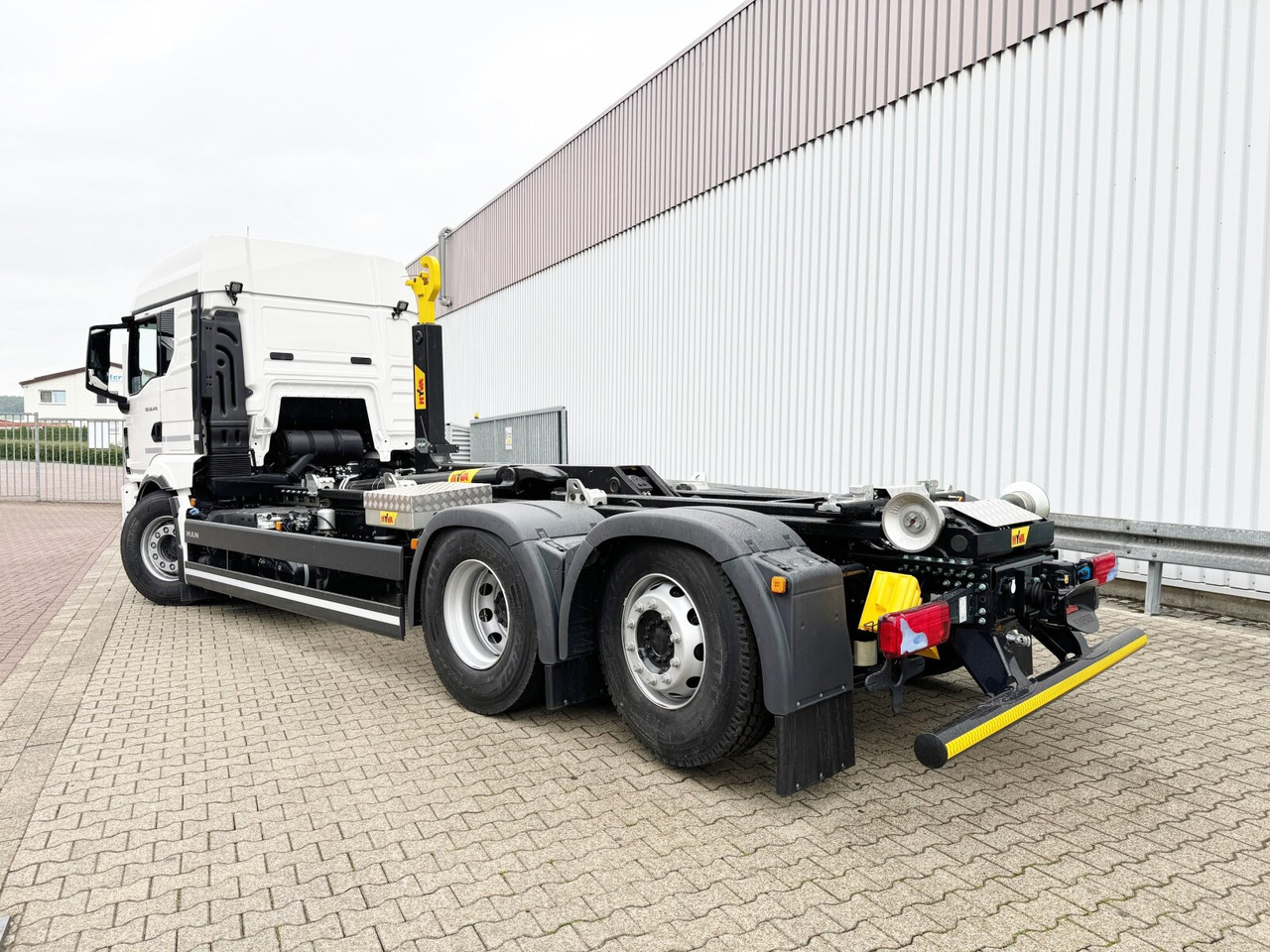 Camión multibasculante MAN TGS 26.470 6x2-4 LL CH TGS 26.470 6x2-4 LL CH, Retarder, Navi, Lenk-/Liftachse