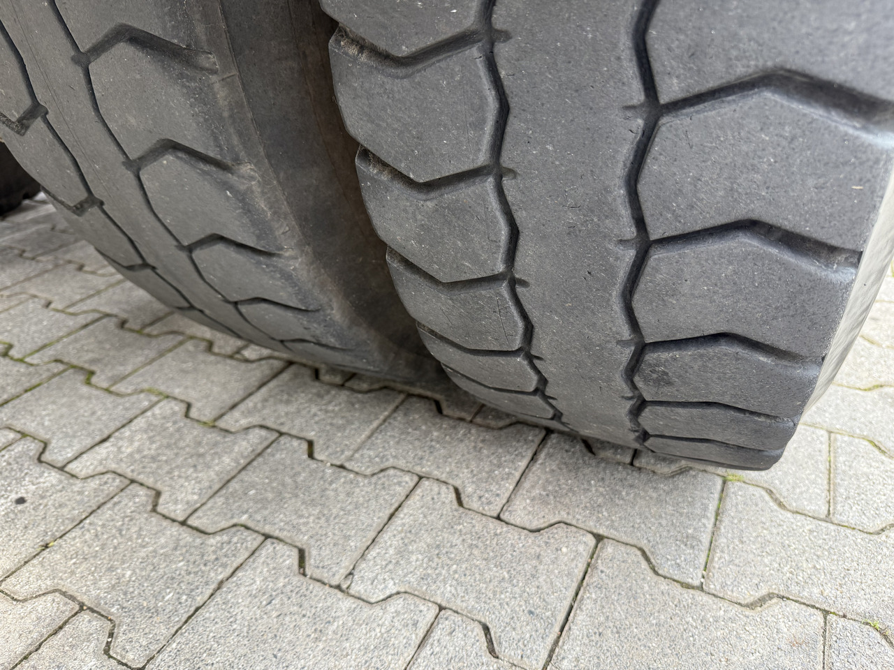 Camión multibasculante MAN TGS 26.480 6X6H Haken