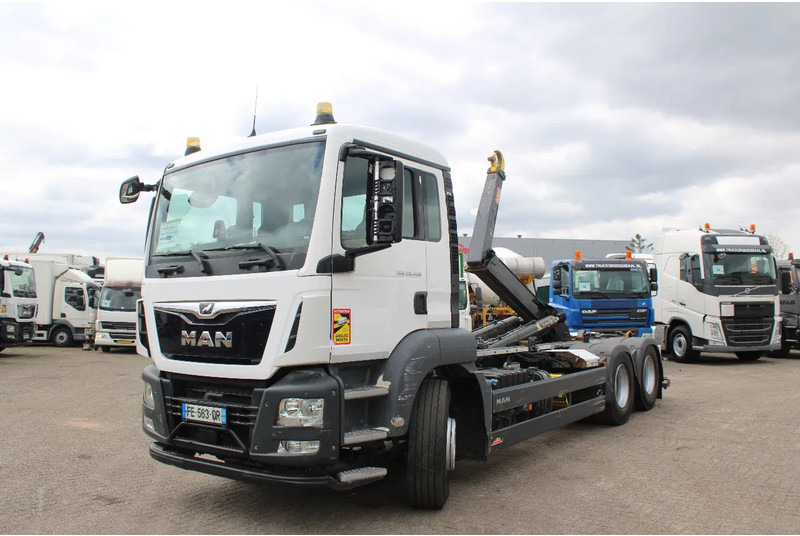 Camión multibasculante MAN TGS 28.460 + 6X2 + PERFECT CONDITION!! 3 X IN STOCK