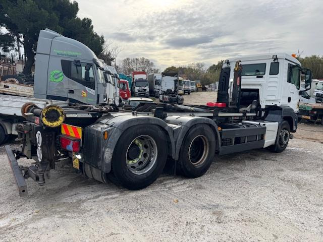 Camión multibasculante MAN TGS 28.460 AMPIROLL